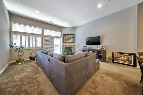 2102 E Jenner St, Lancaster, CA 93535 photo 24