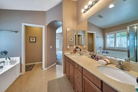 2102 E Jenner St, Lancaster, CA 93535 photo 41