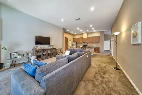 2102 E Jenner St, Lancaster, CA 93535 photo 26