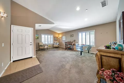 2102 E Jenner St, Lancaster, CA 93535 photo 13