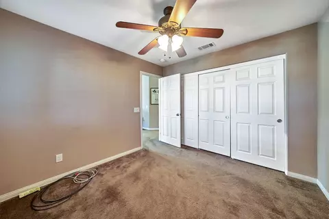 2102 E Jenner St, Lancaster, CA 93535 photo 12
