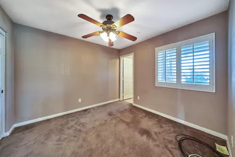 2102 E Jenner St, Lancaster, CA 93535 photo 10