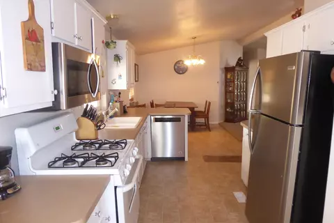 8056 U - 10 E, Littlerock, CA 93543 photo 7