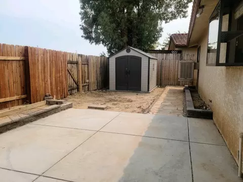 14318 Dover Dr, Mojave, CA 93501 photo 14