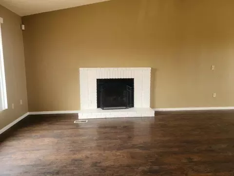 14318 Dover Dr, Mojave, CA 93501 photo 10