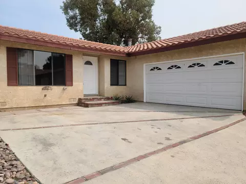 14318 Dover Dr, Mojave, CA 93501 photo 1