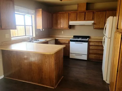 14318 Dover Dr, Mojave, CA 93501 photo 5