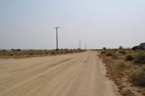9152 Soledad Ave, Mojave, CA 93501 photo 14