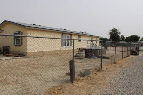 3010 E Avenue H8, Lancaster, CA 93535 photo 3