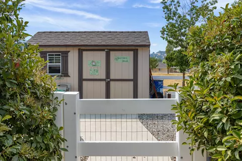 28141 Braeburn Dr, Tehachapi, CA 93561 photo 39