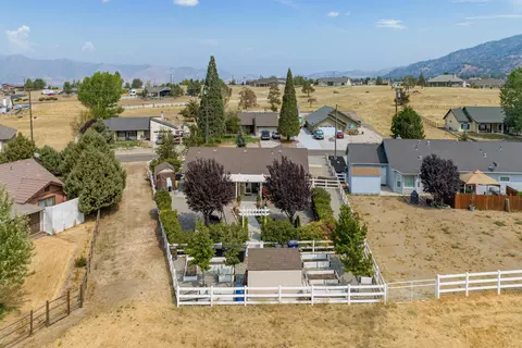 28141 Braeburn Dr, Tehachapi, CA 93561 photo 56
