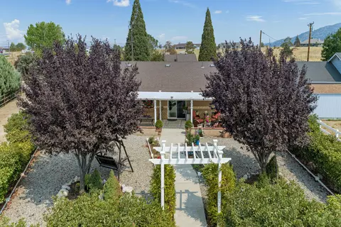 28141 Braeburn Dr, Tehachapi, CA 93561 photo 51