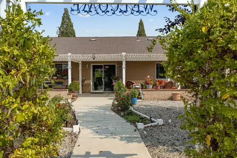 28141 Braeburn Dr, Tehachapi, CA 93561 photo 42