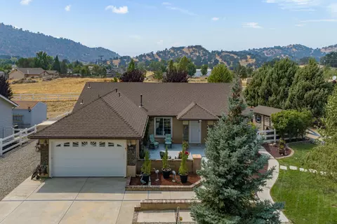 28141 Braeburn Dr, Tehachapi, CA 93561 photo 1