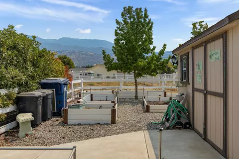 28141 Braeburn Dr, Tehachapi, CA 93561 photo 41