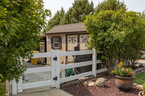 28141 Braeburn Dr, Tehachapi, CA 93561 photo 50