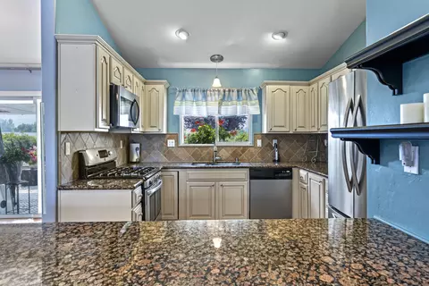 28141 Braeburn Dr, Tehachapi, CA 93561 photo 17