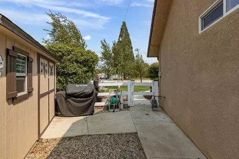 28141 Braeburn Dr, Tehachapi, CA 93561 photo 46