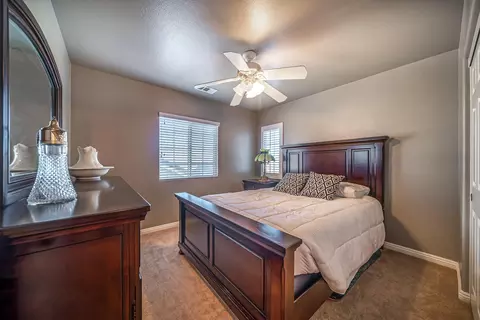 43315 Hampton St, Lancaster, CA 93536 photo 25
