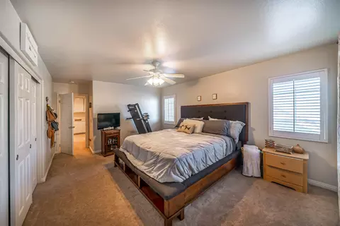 43315 Hampton St, Lancaster, CA 93536 photo 27