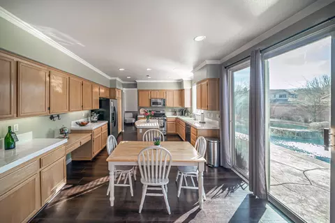 43315 Hampton St, Lancaster, CA 93536 photo 9