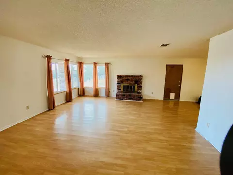 39495 161st St E, Palmdale, CA 93591 photo 5