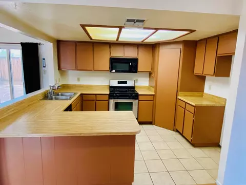 39495 161st St E, Palmdale, CA 93591 photo 7