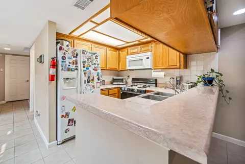 43334 32nd St UNIT 33, Lancaster, CA 93536 photo 11