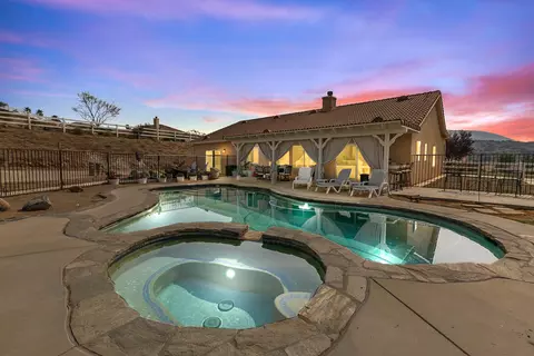 34123 Desert Rd, Acton, CA 93510 photo 2