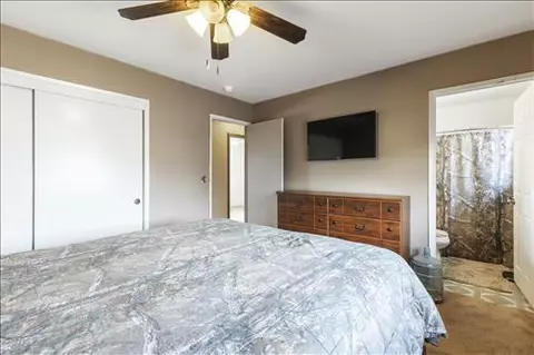 21901 Mid Way, Tehachapi, CA 93561 photo 17