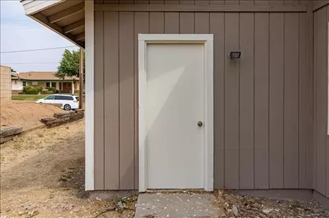 21901 Mid Way, Tehachapi, CA 93561 photo 19