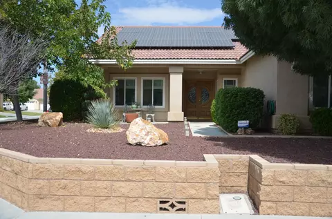 2835 Gershwin Ct, Lancaster, CA 93536 photo 3