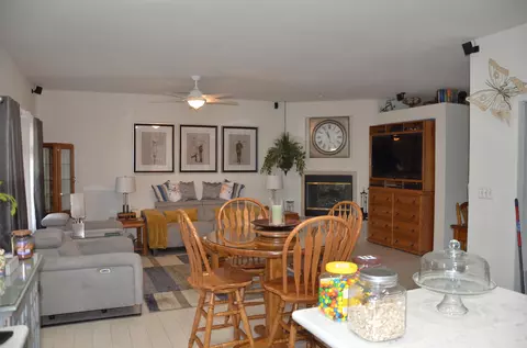 2835 Gershwin Ct, Lancaster, CA 93536 photo 23