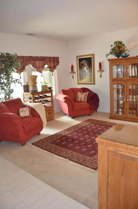 2835 Gershwin Ct, Lancaster, CA 93536 photo 7