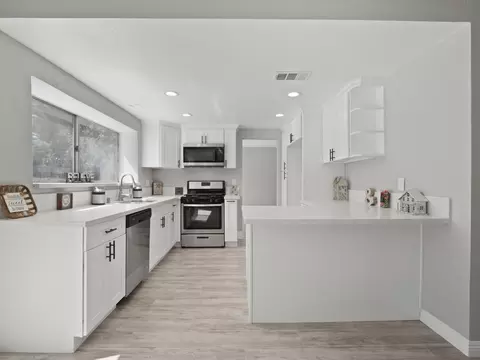 3742 Eclipse Dr, Palmdale, CA 93550 photo 17