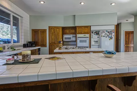 34757 Meadow View Ln, Caliente, CA 93518 photo 12