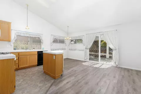 3716 Agave Cir, Lancaster, CA 93536 photo 5
