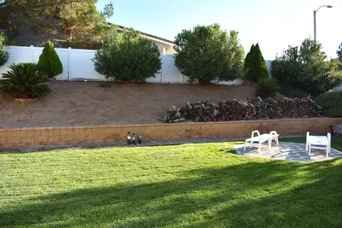 7302 Belaire Ln, Lancaster, CA 93536 photo 16