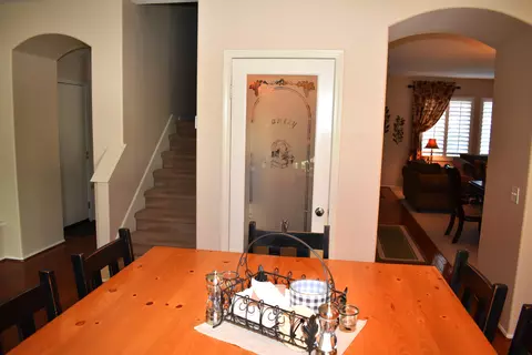 7302 Belaire Ln, Lancaster, CA 93536 photo 8