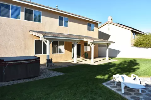 7302 Belaire Ln, Lancaster, CA 93536 photo 18