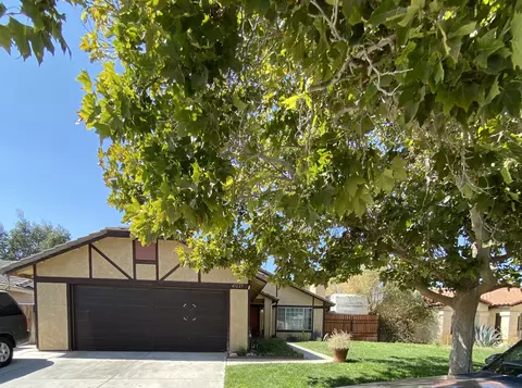 45229 18th St E, Lancaster, CA 93535 photo 1