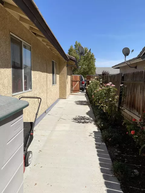 45229 18th St E, Lancaster, CA 93535 photo 7