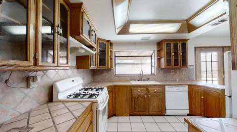 44010 E 4th Street St, Lancaster, CA 93535 photo 21