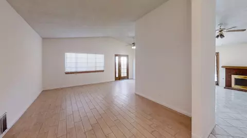 44010 E 4th Street St, Lancaster, CA 93535 photo 12