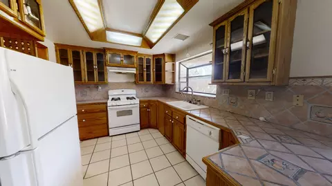 44010 E 4th Street St, Lancaster, CA 93535 photo 22
