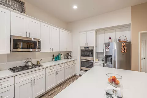 43824 Catsue Pl, Lancaster, CA 93536 photo 9