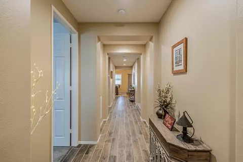 43824 Catsue Pl, Lancaster, CA 93536 photo 3
