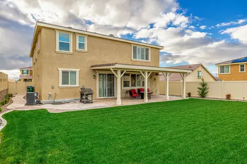 43824 Catsue Pl, Lancaster, CA 93536 photo 13