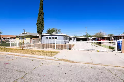 38928 9th St E, Palmdale, CA 93550 photo 3
