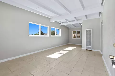 38928 9th St E, Palmdale, CA 93550 photo 5